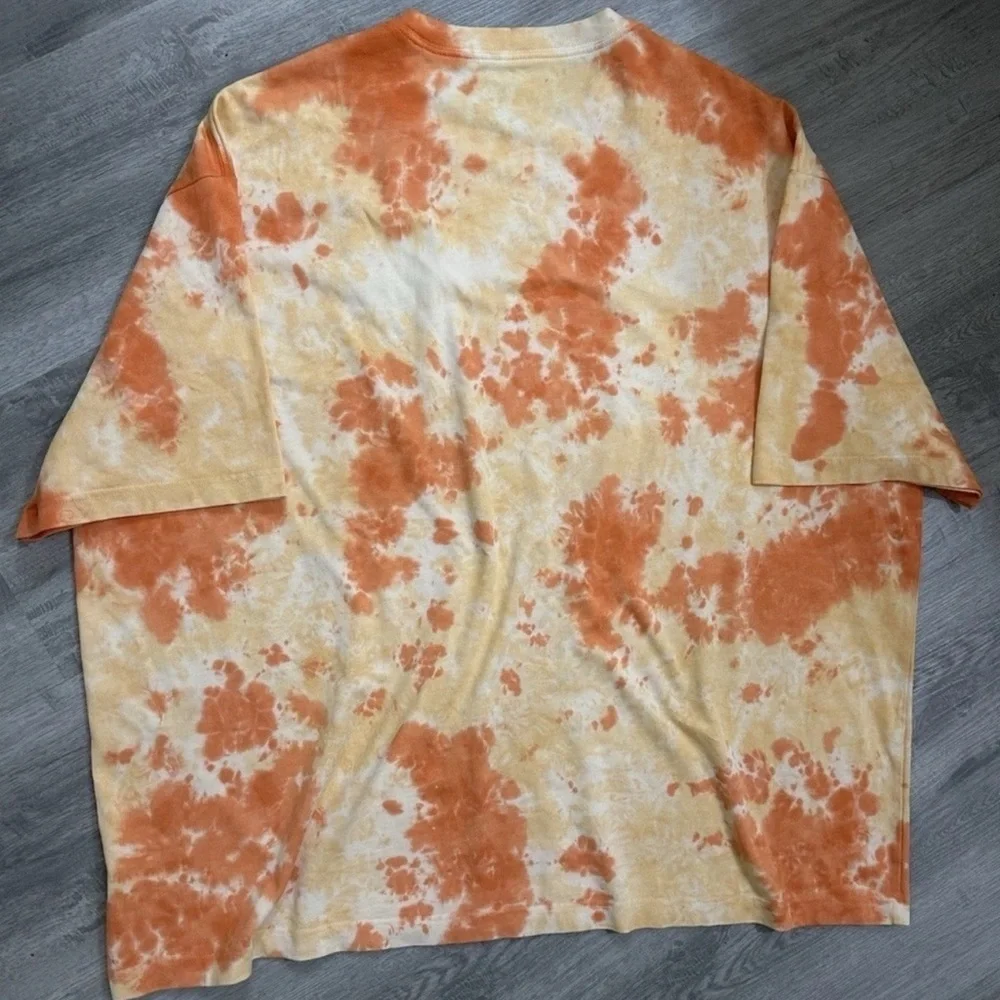 Jordan Men's Orange and Cream Tie-Dye Tee
